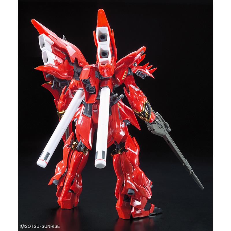 Mobile Suit Gundam: MSN-06S Sinanju Real Grade 1/144 Bandai