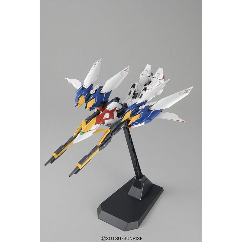 Hg Spiricle Striker Mugen Sakura T Model Kit