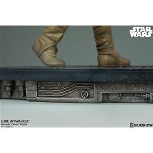 Luke Skywalker Premium Format Figure