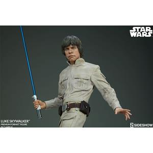 Luke Skywalker Premium Format Figure
