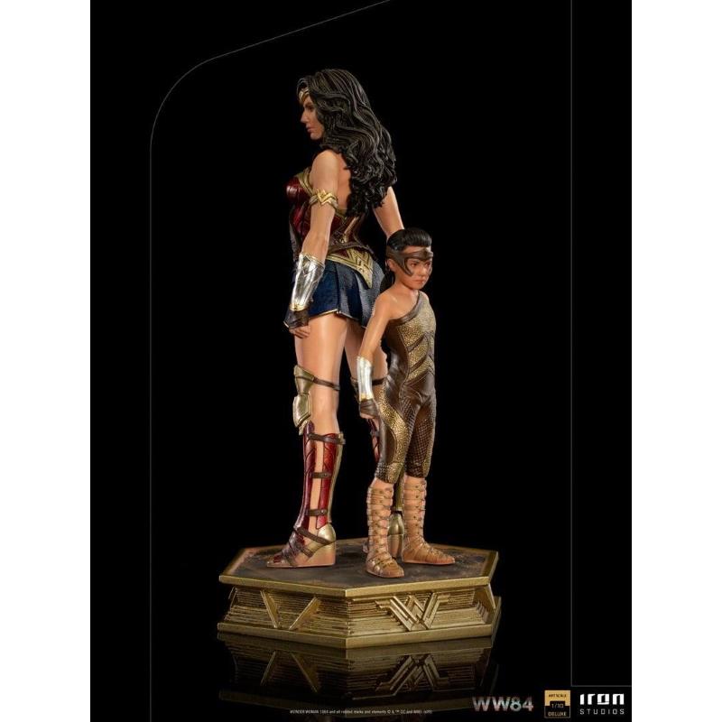 Wonder Woman & Young Diana Deluxe WW84
