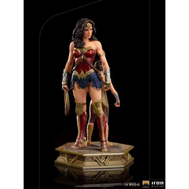 Wonder Woman & Young Diana Deluxe WW84