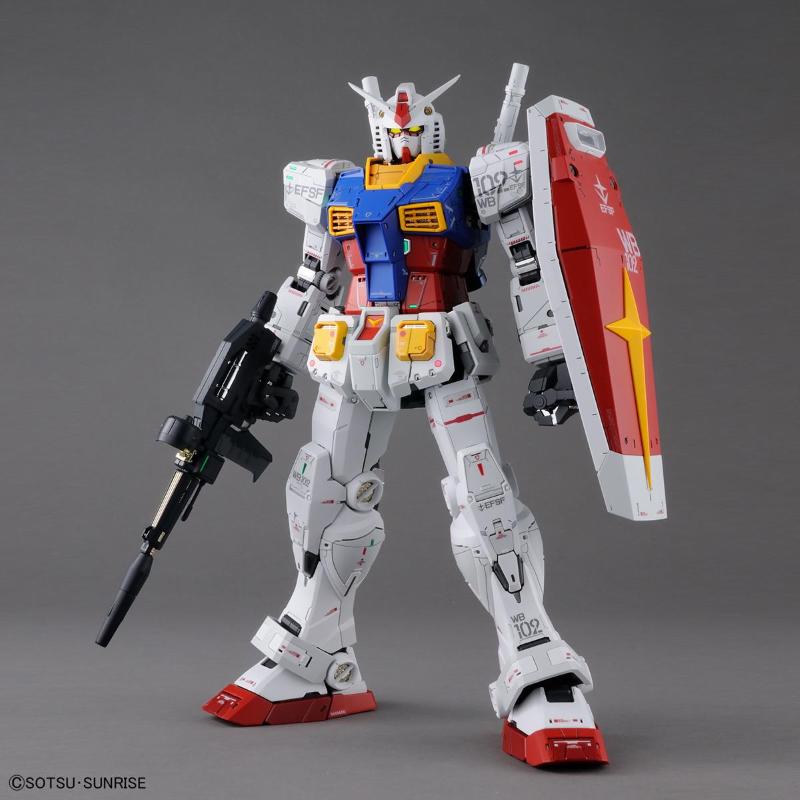 Mobile Suit Gundam: Unleashed RX-78-2 1/60 Perfect Grade Bandai
