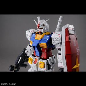 Mobile Suit Gundam: Unleashed RX-78-2 1/60 Perfect Grade Bandai