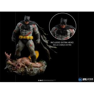 Batman The Dark Knight Returns Diorama 1/6 Iron Studios