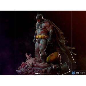 Batman The Dark Knight Returns Diorama 1/6 Iron Studios