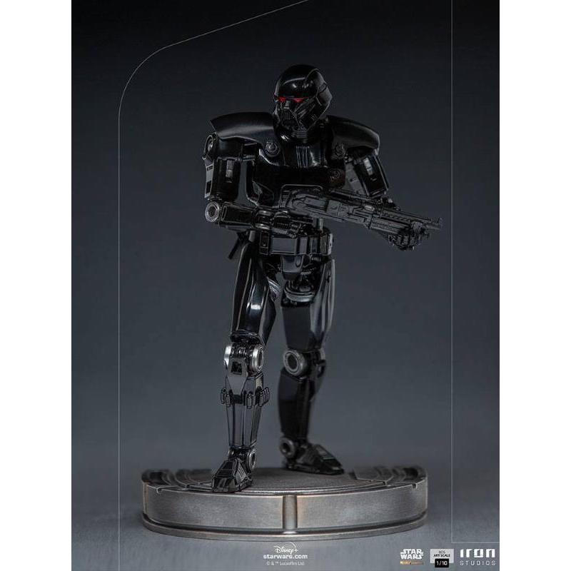 The Mandalorian BDS Art scale Dark Trooper Iron Studios
