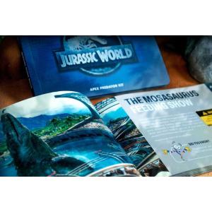 Jurassic World Apex Predator Kit Doctor Collector