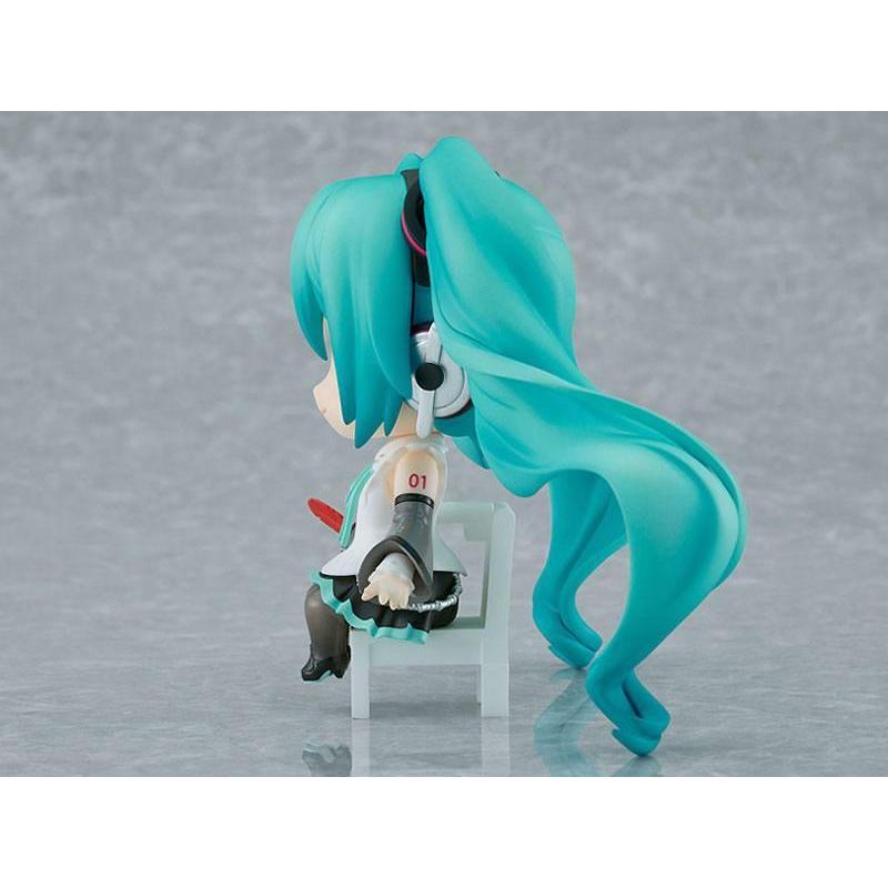 Nendoroid Swacchao Hatsune Miku NT Akai Hane Good Smile