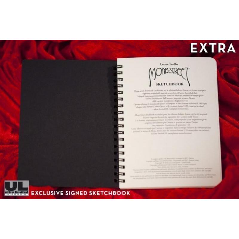 Mona Street Extra Infinite Statue