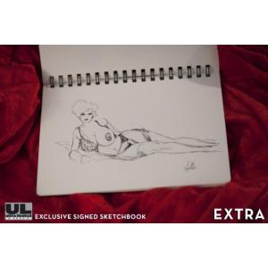 Mona Street Extra Infinite Statue