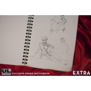 Mona Street Extra Infinite Statue