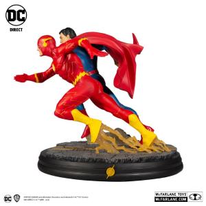 DC Direct: Superman vs The Flash McFarlane Toys
