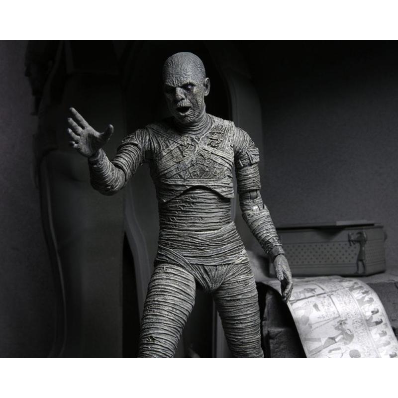 Universal Monsters: Ultimate The Mummy (Black & White) Neca