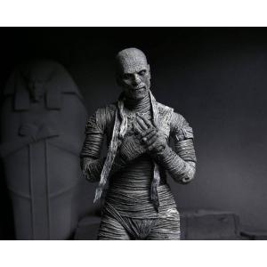 Universal Monsters: Ultimate The Mummy (Black & White) Neca