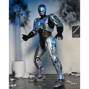 Ultimate Battle Damaged RoboCop with Chair Neca