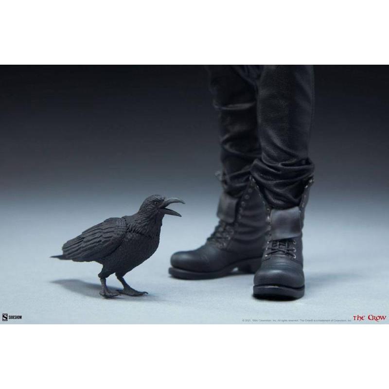 The Crow: 1/6 Eric Draven Sixth Scale Figure Sideshow