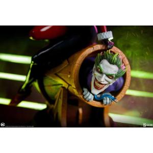 DC Comics: Diorama Harley Quinn and the Joker Sideshow