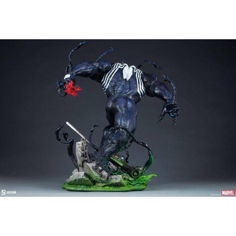 Marvel Comics: Premium Format Figure Venom Sideshow