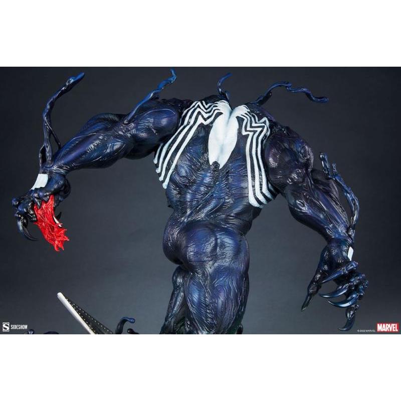 Marvel Comics: Premium Format Figure Venom Sideshow