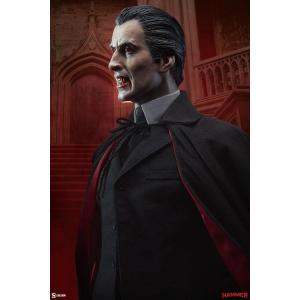 Dracula Premium Format Figure Christopher Lee Sideshow