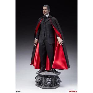 Dracula Premium Format Figure Christopher Lee Sideshow