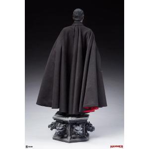 Dracula Premium Format Figure Christopher Lee Sideshow
