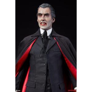 Dracula Premium Format Figure Christopher Lee Sideshow