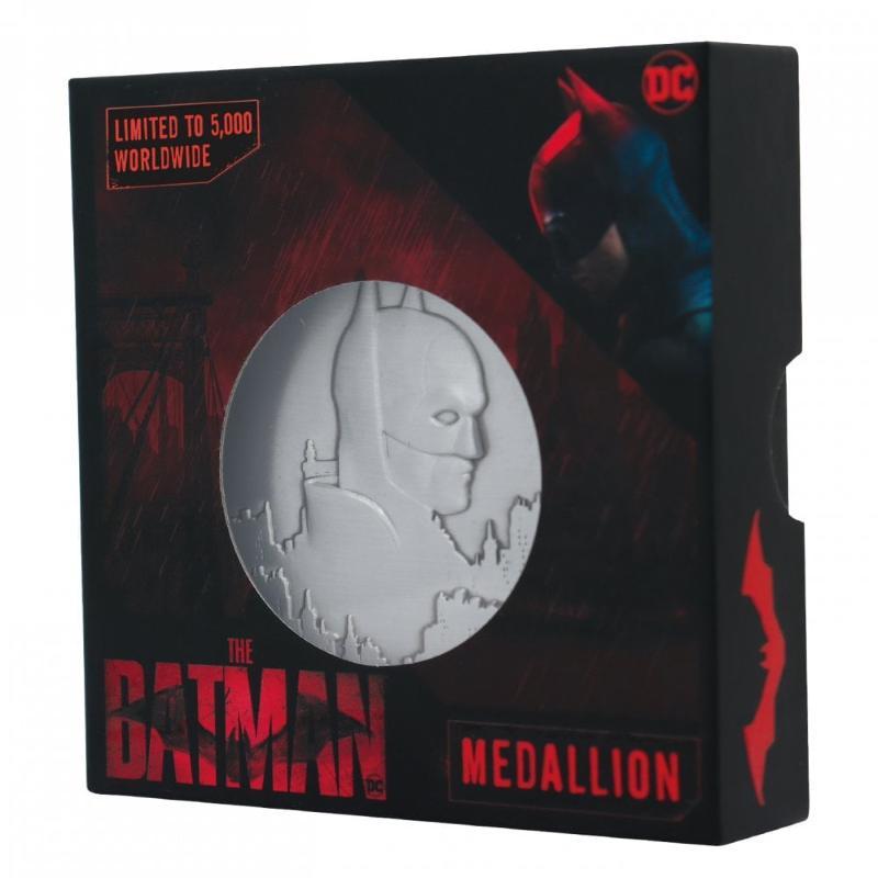 The Batman Metal Medallion Ltd Ed Fanattik