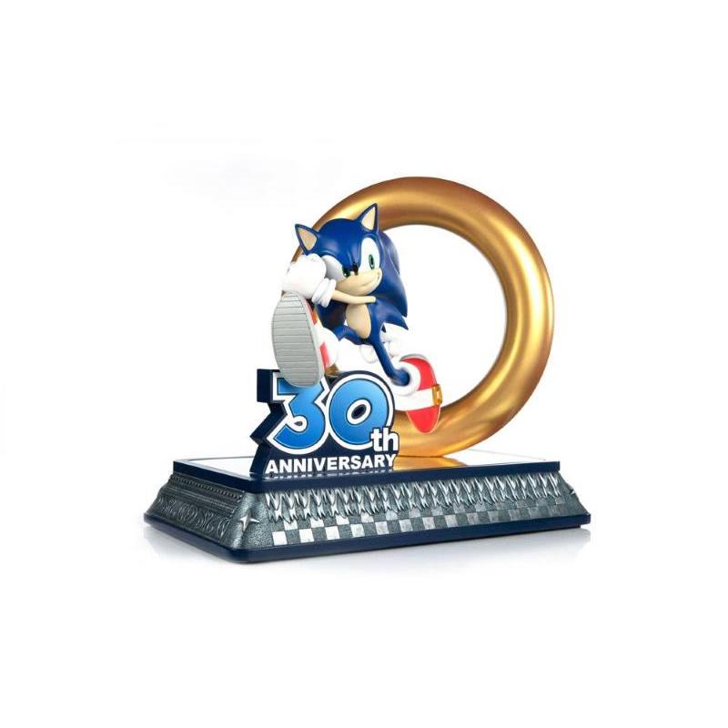 Sonic the Hedgehog 30th Anniversary First for Figures F4F