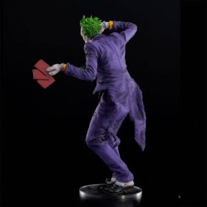 DC Comics: Sofbinal Soft Vinyl The Joker Laughing Purple Union Creative