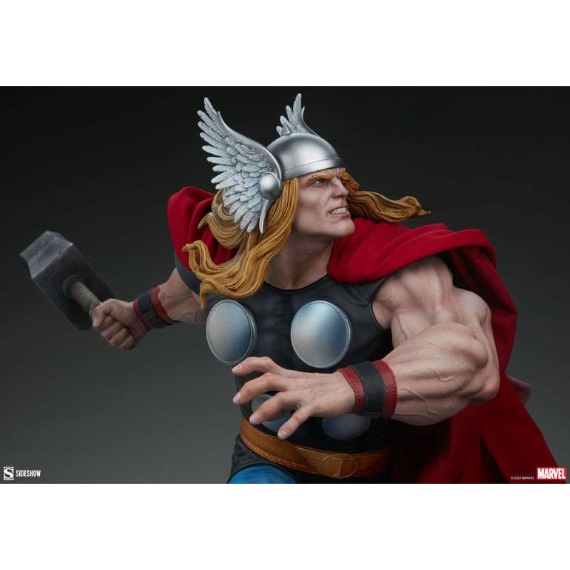 Marvel Comics: Premium Format Figure 1/4 Thor Sideshow