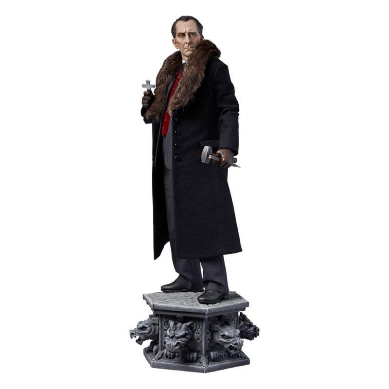 Dracula Premium Format Van Helsing (Peter Cushing) Sideshow