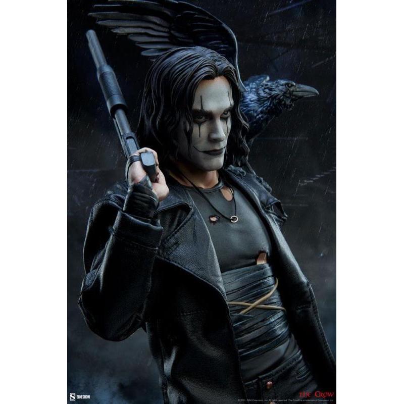 The Crow: Premium Format Figure Eric Draven Brandon Lee Sideshow