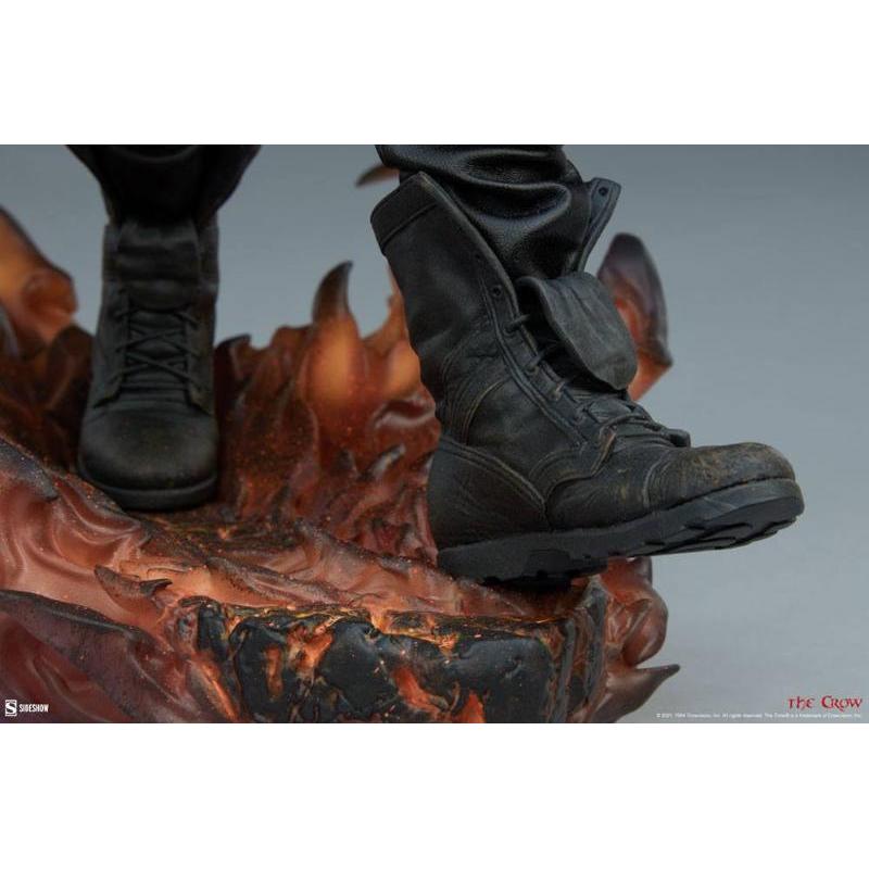The Crow: Premium Format Figure Eric Draven Brandon Lee Sideshow