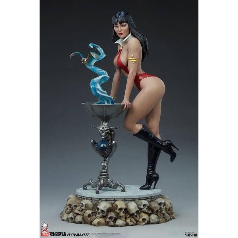 Dynamite Entertainment 1/3 Vampirella Premium Collectibles Studio