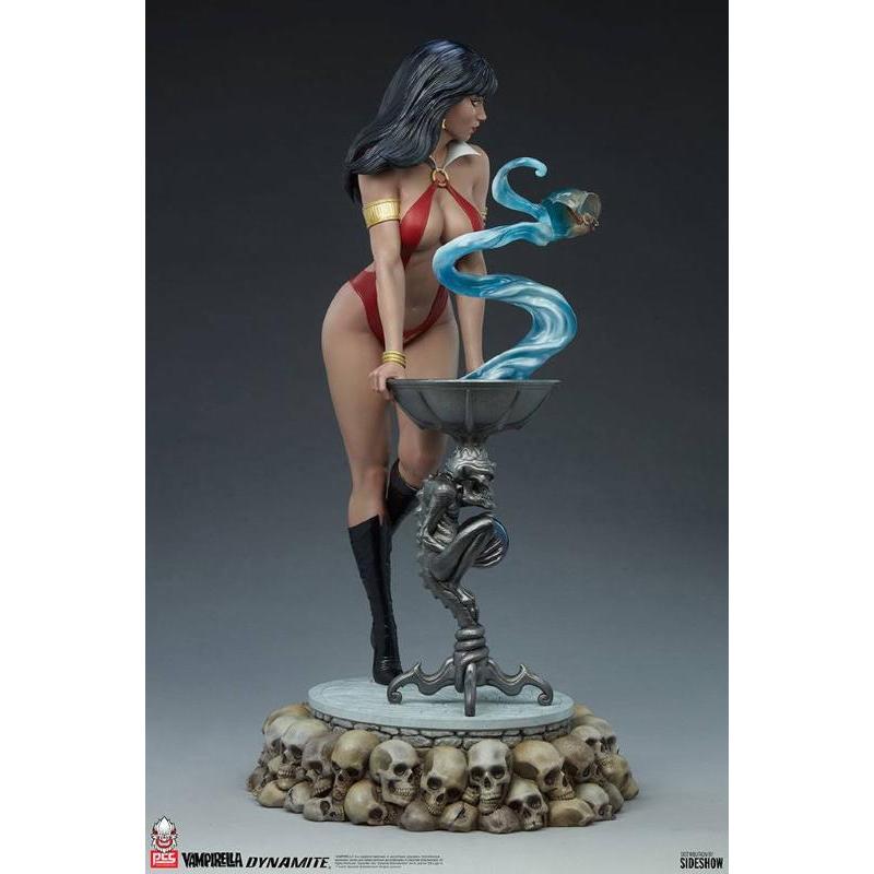 Dynamite Entertainment 1/3 Vampirella Premium Collectibles Studio