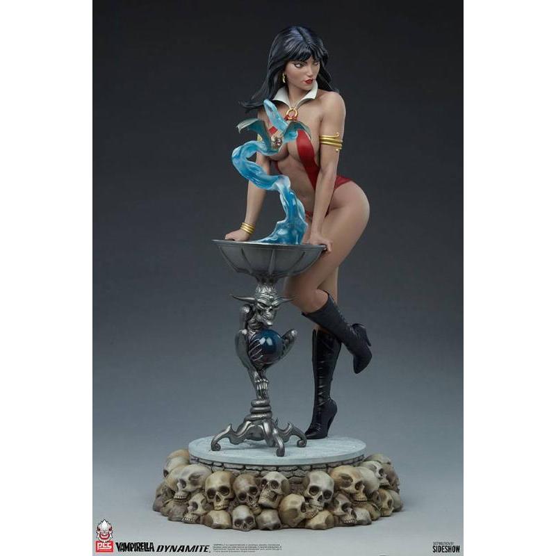 Dynamite Entertainment 1/3 Vampirella Premium Collectibles Studio