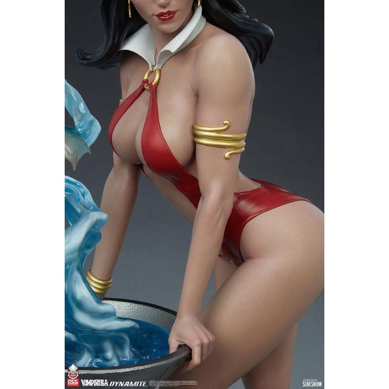 Dynamite Entertainment 1/3 Vampirella Premium Collectibles Studio