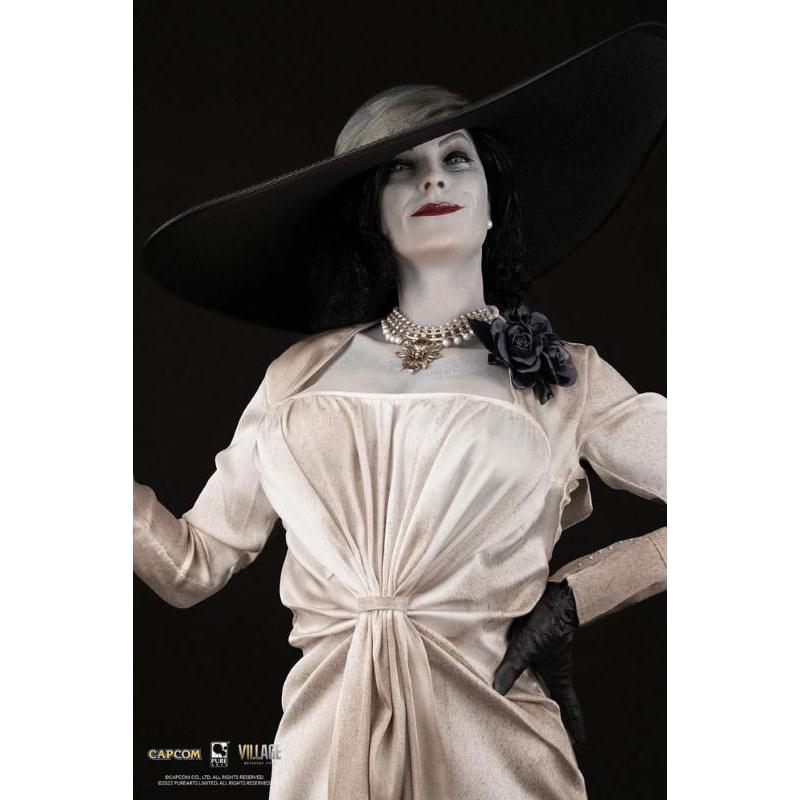 Resident Evil Lady Dimitrescu Pure Arts