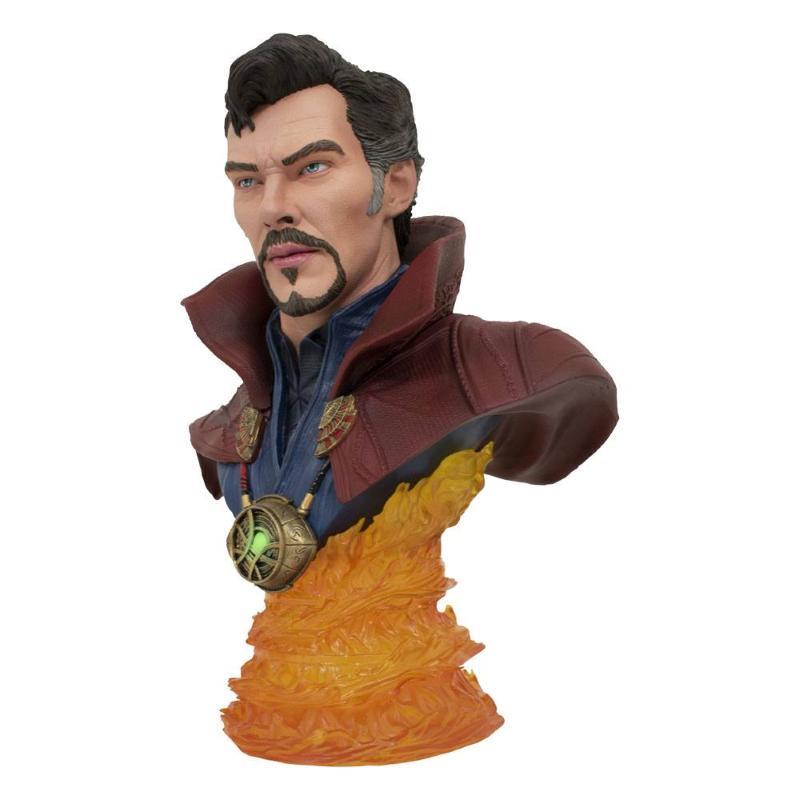 Avengers Legends in 3D Doctor Strange Diamond Select Toys