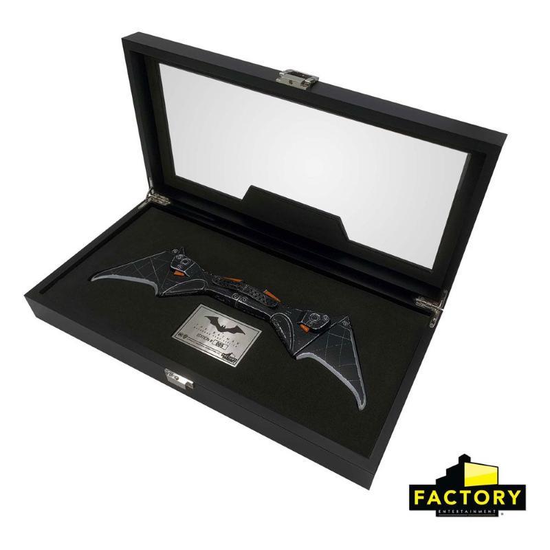 The Batman Prop Replica Batarang Limited Edition