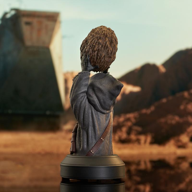 Star Wars: The Mandalorian 1/6 Offworld Jawa with Mudhorn Egg Gentle Giant