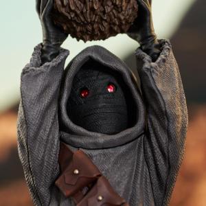 Star Wars: The Mandalorian 1/6 Offworld Jawa with Mudhorn Egg Gentle Giant