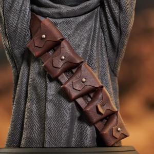 Star Wars: The Mandalorian 1/6 Offworld Jawa with Mudhorn Egg Gentle Giant