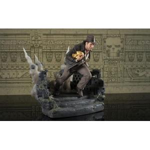 Indiana Jones Raiders of the Lost Ark Diorama Gallery Escape with Idol Diamond Select Toys
