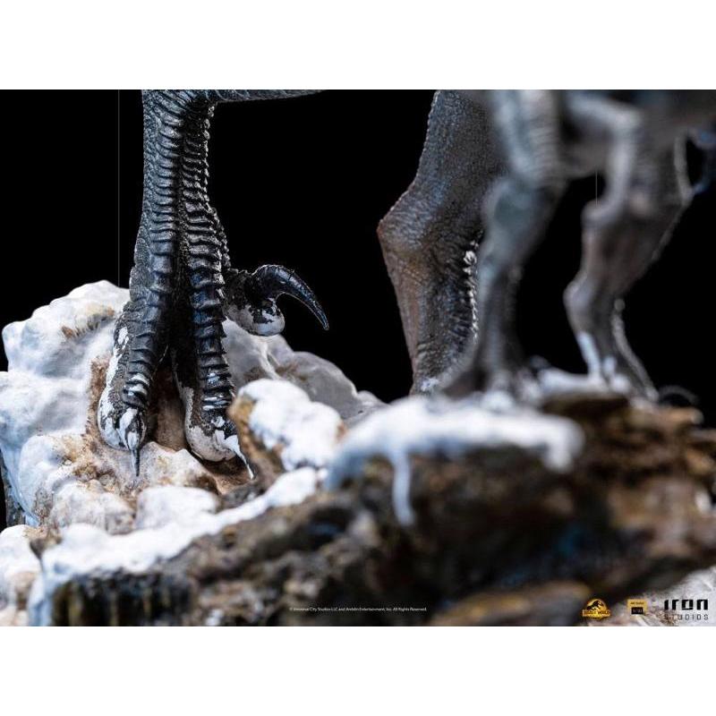 Jurassic World: Dominion Blue and Beta Deluxe Art Scale 1/10 Iron Studios