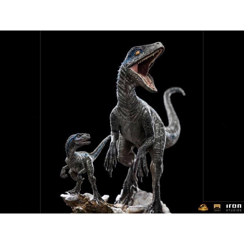 Jurassic World: Dominion Blue and Beta Deluxe Art Scale 1/10 Iron Studios