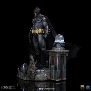 DC Comics Deluxe Art Scale 1/10 Batman Unleashed Iron Studios