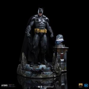 DC Comics Deluxe Art Scale 1/10 Batman Unleashed Iron Studios